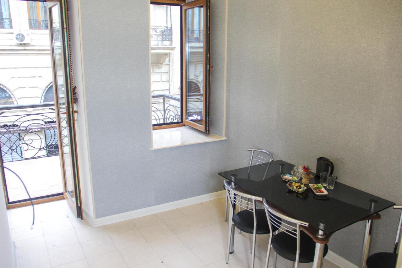 Solo Hotel On Nizami Street Baku Kültér fotó